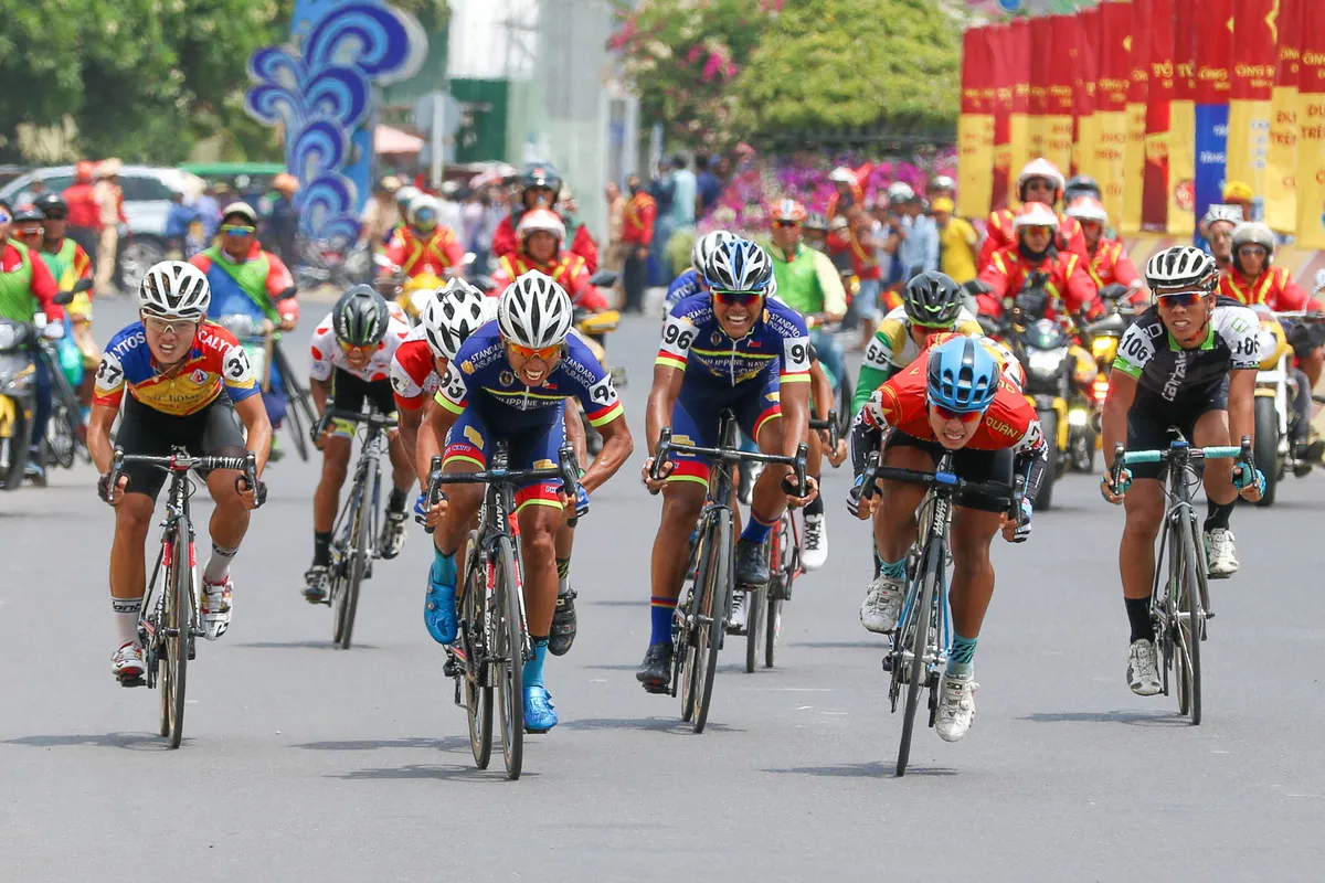 Xe đạp quốc tế VTV Cup - làn gió mới của xe đạp Việt Nam - Ảnh 1. Xe đạp quốc tế VTV Cup - làn gió mới của xe đạp Việt Nam - Ảnh 1.