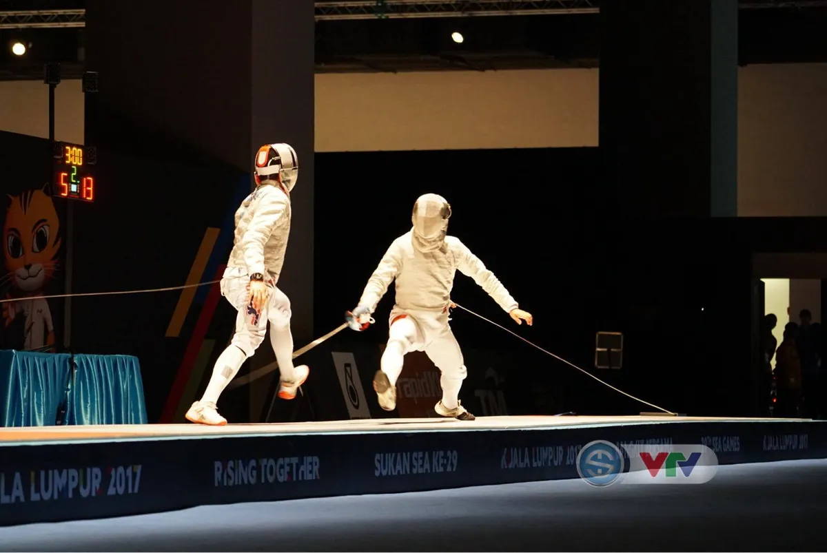 SEA Games 29: Thắng áp đảo đối thủ Thái Lan, Vũ Thành An giành HCV kiếm chém nam - Ảnh 9. SEA Games 29: Thắng áp đảo đối thủ Thái Lan, Vũ Thành An giành HCV kiếm chém nam - Ảnh 9.
