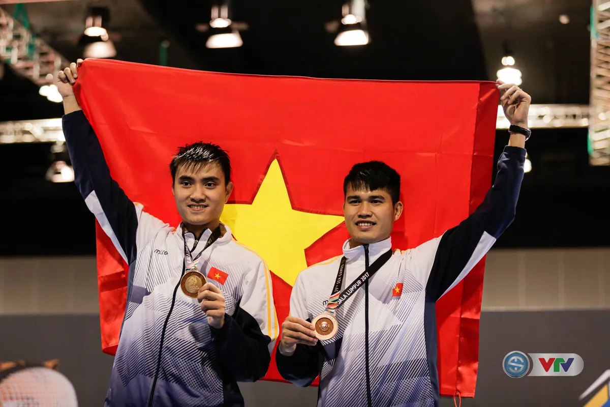 SEA Games 29: Thắng áp đảo đối thủ Thái Lan, Vũ Thành An giành HCV kiếm chém nam - Ảnh 12. SEA Games 29: Thắng áp đảo đối thủ Thái Lan, Vũ Thành An giành HCV kiếm chém nam - Ảnh 12.