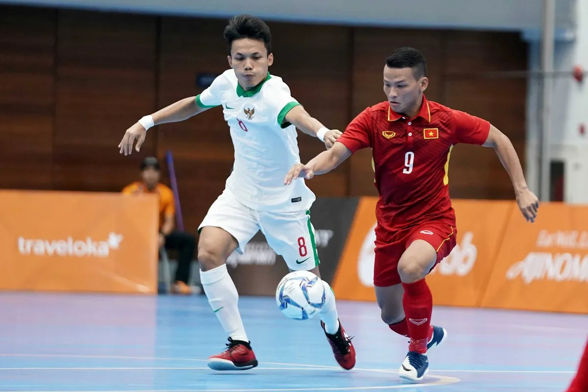 VIDEO SEA Games 29: ĐT Futsal nam Việt Nam ngược dòng ngoạn mục trước Indonesia - Ảnh 1. VIDEO SEA Games 29: ĐT Futsal nam Việt Nam ngược dòng ngoạn mục trước Indonesia - Ảnh 1.