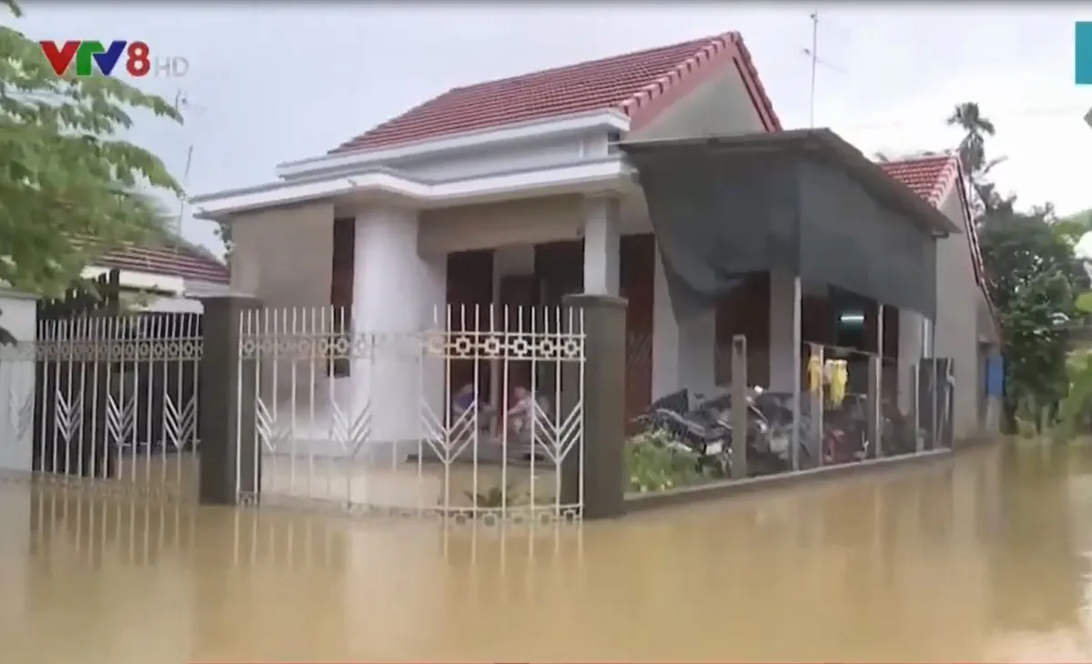 Mương thoát lũ bị bồi lấp, hàng ngàn hộ dân Khánh Hòa lo sợ khi mùa mưa cận kề - Ảnh 1. Mương thoát lũ bị bồi lấp, hàng ngàn hộ dân Khánh Hòa lo sợ khi mùa mưa cận kề - Ảnh 1.