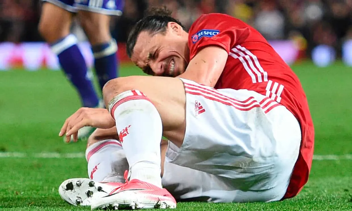 Mourinho luôn mở rộng cửa đón Ibra trở về Man Utd - Ảnh 1. Mourinho luôn mở rộng cửa đón Ibra trở về Man Utd - Ảnh 1.