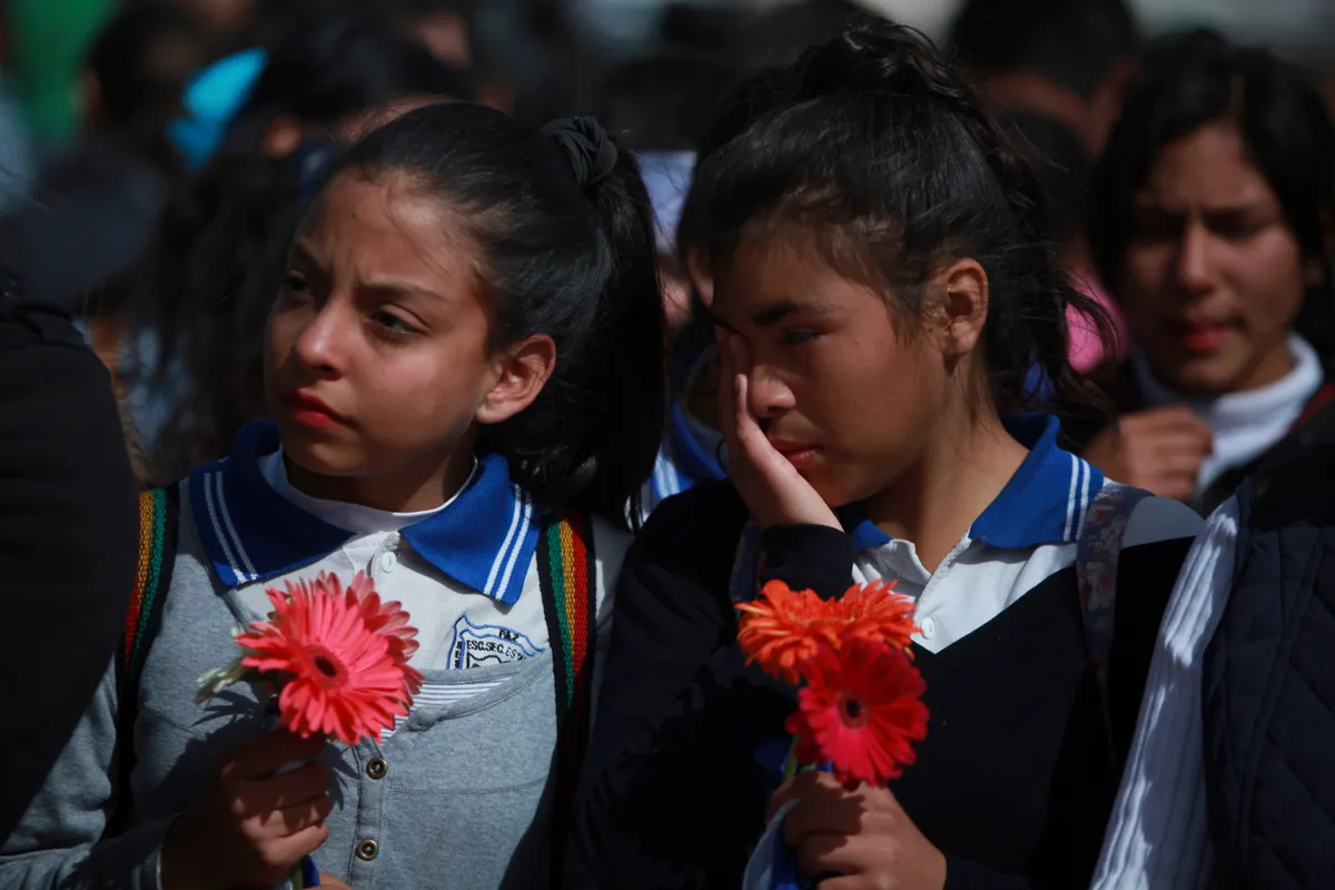 Mexico: “Bức tường người” phản đối kế hoạch xây tường biên giới của Mỹ - Ảnh 3.