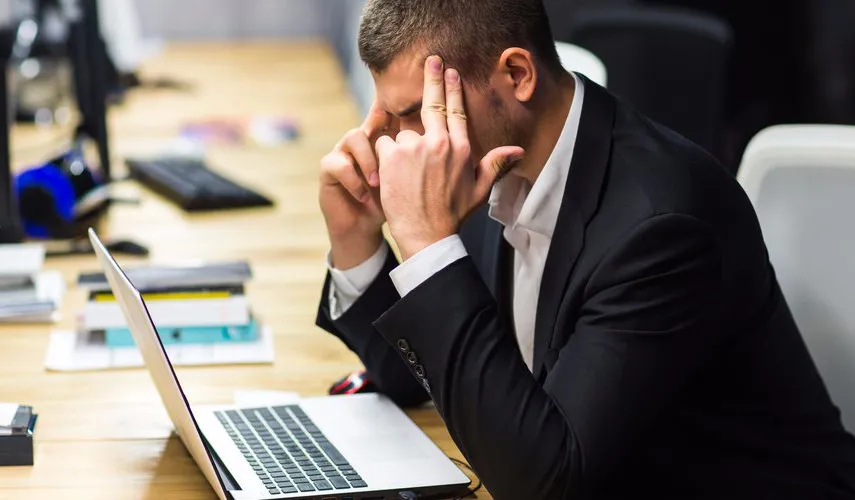 Những bí kíp giúp bạn luôn có sức khỏe tốt ở môi trường công sở - Ảnh 2. Những bí kíp giúp bạn luôn có sức khỏe tốt ở môi trường công sở - Ảnh 2.