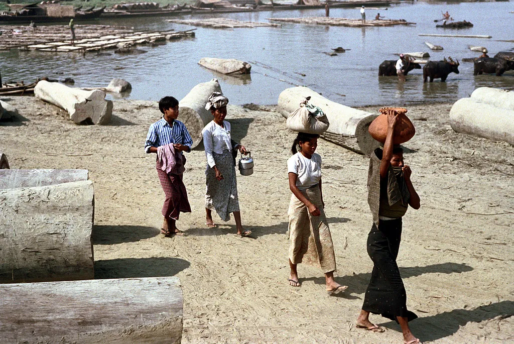 Châu Á đang ngày càng có nhiều đàn ông hơn phụ nữ - Ảnh 1.