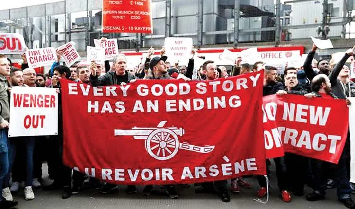 HLV Arsene Wenger gia hạn hợp đồng với Arsenal thêm 2 năm - Ảnh 2. HLV Arsene Wenger gia hạn hợp đồng với Arsenal thêm 2 năm - Ảnh 2.