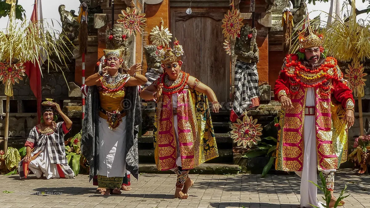 Indonesia bảo tồn múa cổ truyền Barong - Ảnh 1.