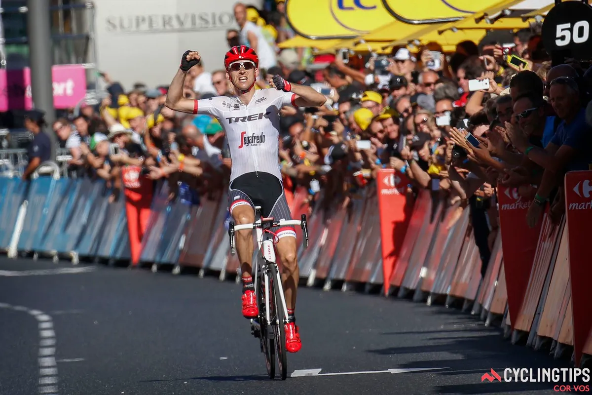 Chặng 15 Tour de France 2017: Mollema về nhất, Froome giữ áo vàng - Ảnh 1. Chặng 15 Tour de France 2017: Mollema về nhất, Froome giữ áo vàng - Ảnh 1.