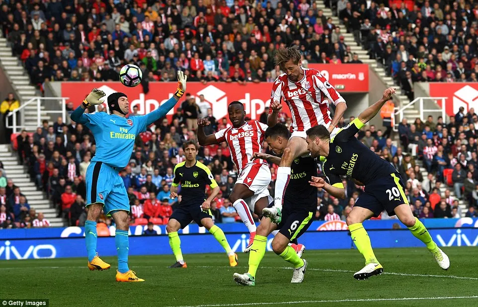 Vòng 37 giải Ngoại Hạng Anh: Stoke City 1-4 Arsenal, Pháo Thủ mơ về Top 4 - Ảnh 4. Vòng 37 giải Ngoại Hạng Anh: Stoke City 1-4 Arsenal, Pháo Thủ mơ về Top 4 - Ảnh 4.