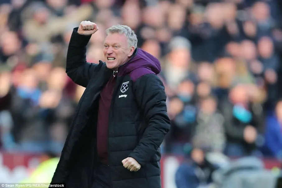 Vừa sa thải Pellegrini, West Ham đ&atilde; chọn xong người thay thế - Ảnh 1.