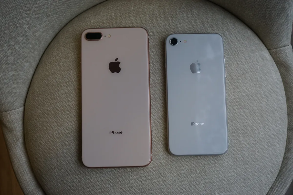 Hôm nay 22/9, những chiếc iPhone 8/8 Plus đến tay người dùng - Ảnh 2.