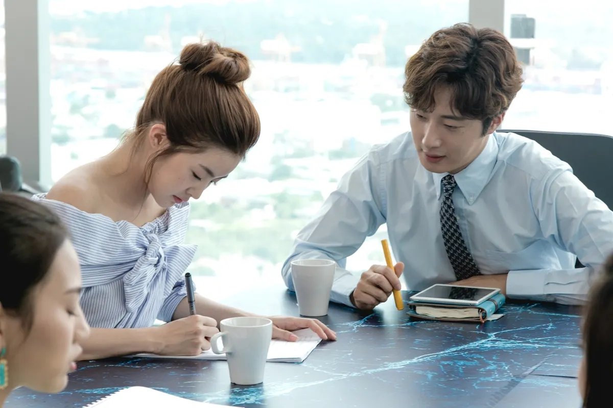 Nỗ lực của tài tử Jung Il Woo qua phim truyền hình Chuyện tình làng giải trí - Ảnh 12.