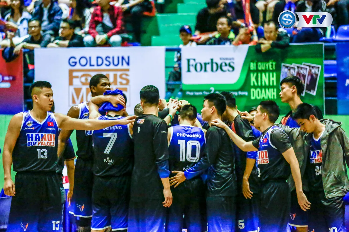 ẢNH: Chiến thắng nghẹt thở của Cantho Catfish trước Hanoi Buffaloes ngay trên sân khách - Ảnh 5. ẢNH: Chiến thắng nghẹt thở của Cantho Catfish trước Hanoi Buffaloes ngay trên sân khách - Ảnh 5.