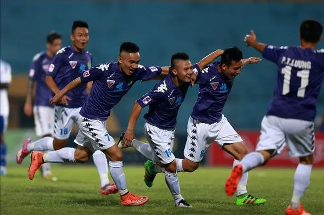 Lịch thi đấu và trực tiếp bóng đá vòng 26 giải VĐQG V. League 2017: Tâm điểm Than Quảng Ninh – CLB Hà Nội - Ảnh 1. Lịch thi đấu và trực tiếp bóng đá vòng 26 giải VĐQG V. League 2017: Tâm điểm Than Quảng Ninh – CLB Hà Nội - Ảnh 1.