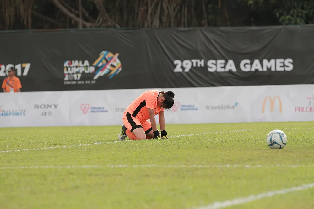 Bóng đá nữ SEA Games 29: Việt Nam 3-0 Philippines - Mệt nhưng đáng! - Ảnh 2. Bóng đá nữ SEA Games 29: Việt Nam 3-0 Philippines - Mệt nhưng đáng! - Ảnh 2.
