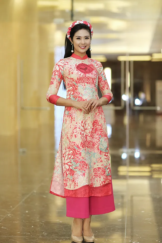 Hoa hậu Thu Ngân rạng ngời trong lễ cưới - Ảnh 14. Hoa hậu Thu Ngân rạng ngời trong lễ cưới - Ảnh 14.