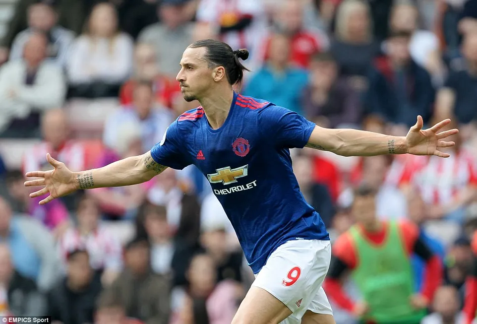Thắng Sunderland không khiến cơ hội Top 4 của Man United tăng lên - Ảnh 1.