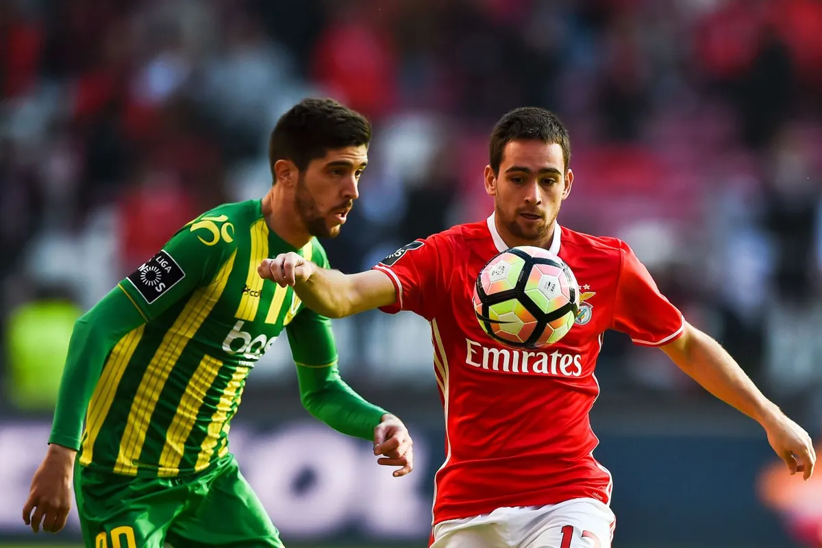 CẬP NHẬT s&aacute;ng 16/9: M.U săn Messi của Serbia. Higuain bị hắt hủi ở ĐTQG. T&acirc;n binh Milan nghỉ 6 th&aacute;ng - Ảnh 4.