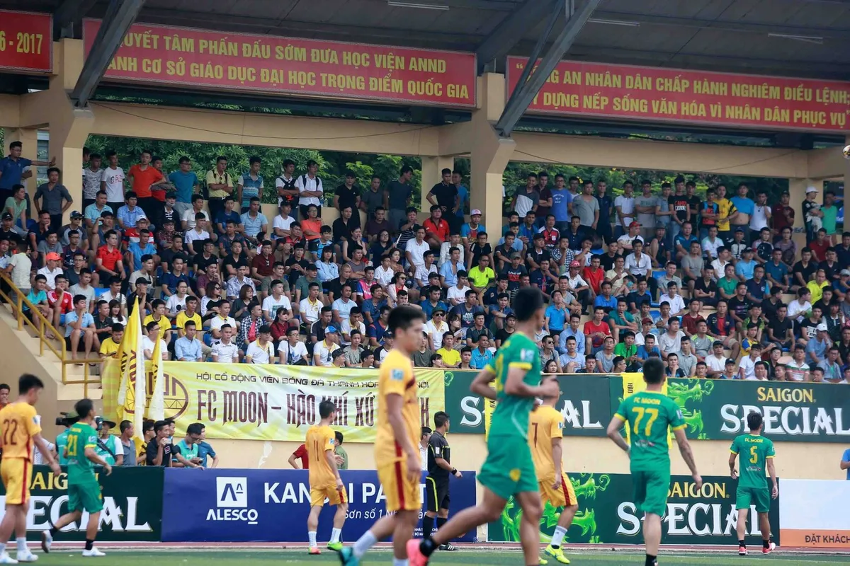 Một ngày hội của bóng đá phong trào - Ảnh 2.
