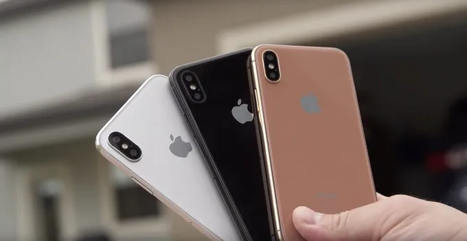 Đuổi hình bắt iPhone 8 qua… túi quần của CEO Apple - Ảnh 2.