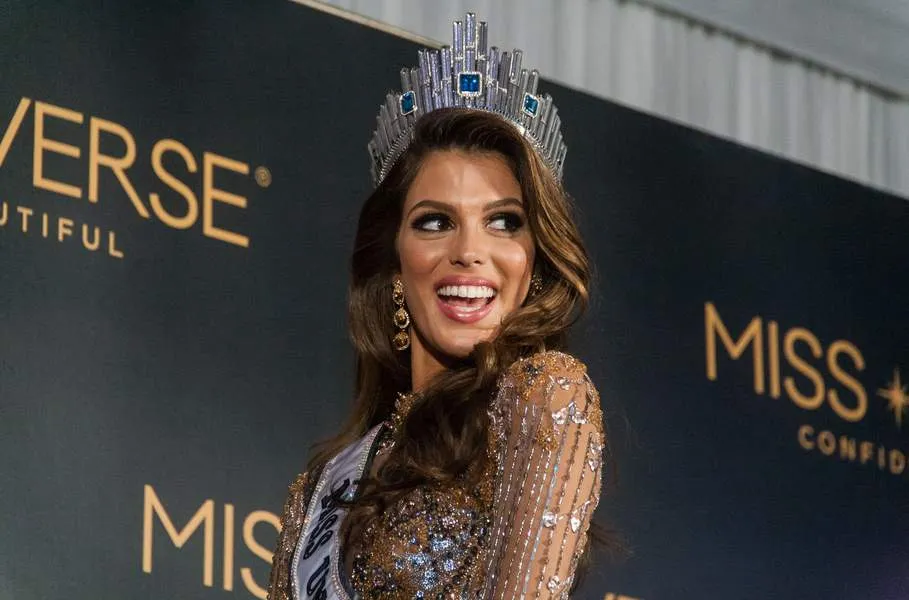 Ngắm nhìn vẻ đẹp khó cưỡng của tân Hoa hậu hoàn vũ Iris Mittenaere - Ảnh 5.