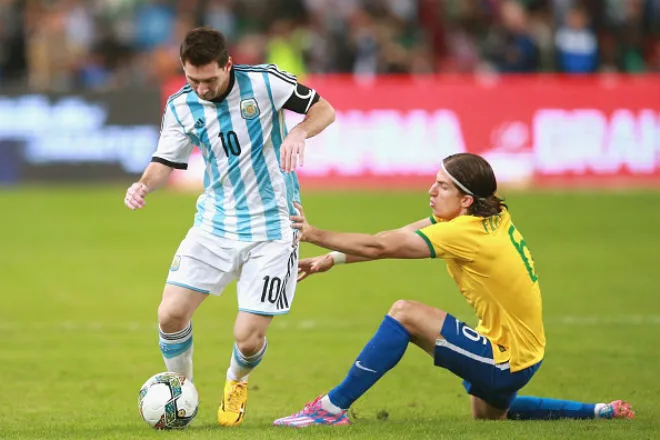 Giao hữu quốc tế: ĐT Brazil 0-1 ĐT Argentina: Màn ra mắt thành công của HLV Jorge Sampaoli - Ảnh 1. Giao hữu quốc tế: ĐT Brazil 0-1 ĐT Argentina: Màn ra mắt thành công của HLV Jorge Sampaoli - Ảnh 1.