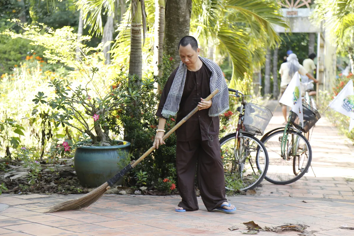 Bố ơi! Mình đi đâu thế?:  Bố con Hồng Phúc làm phú hộ, tất cả còn lại đều thành... sen - Ảnh 8.