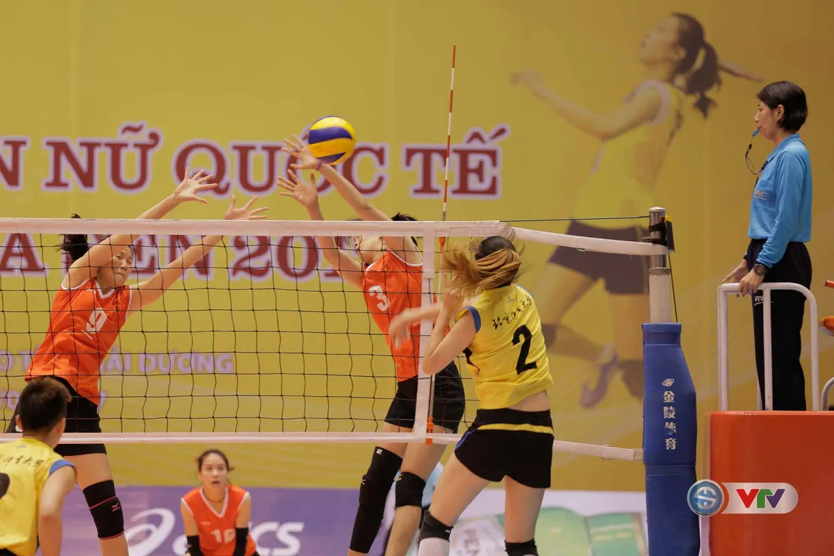 Giải bóng chuyền nữ quốc tế VTV Cup Tôn Hoa Sen 2017: ĐT Việt Nam khởi đầu ấn tượng - Ảnh 2.