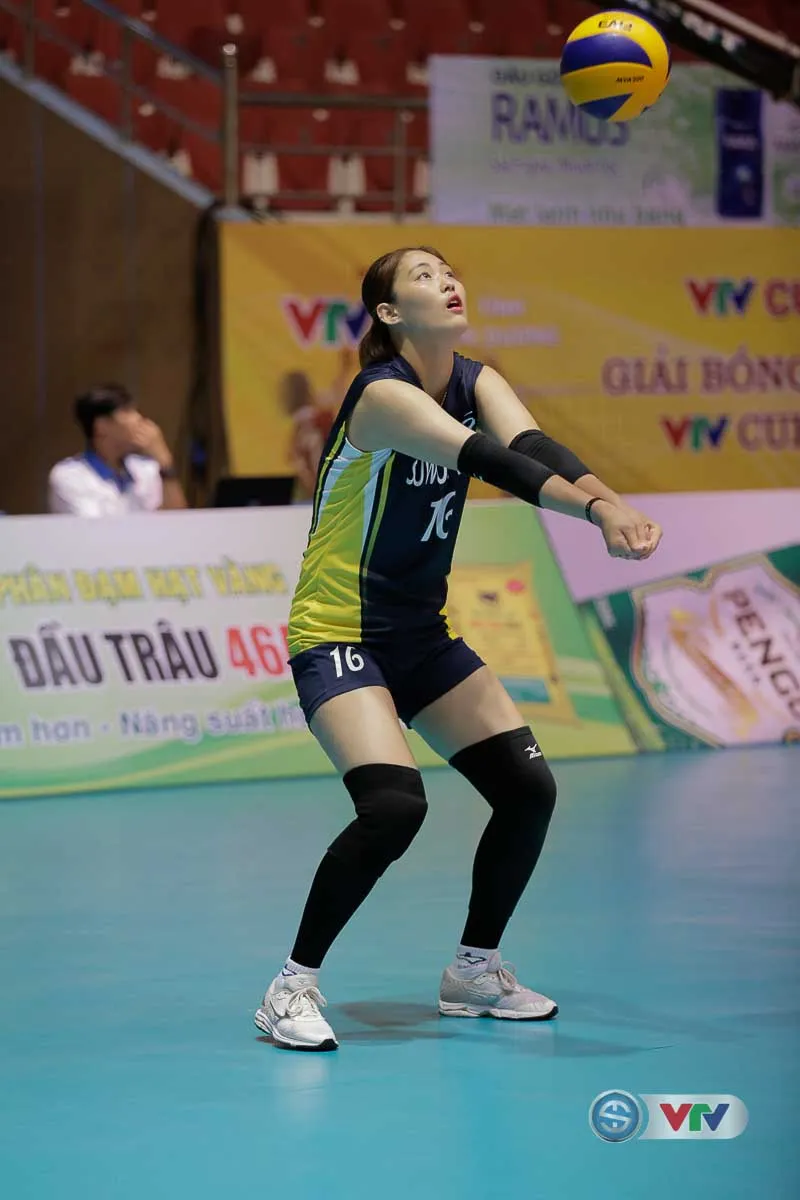 Ảnh: Chiêm ngưỡng vẻ đẹp của 10 ứng viên danh hiệu Hoa khôi VTV Cup Tôn Hoa Sen 2017 - Ảnh 14.