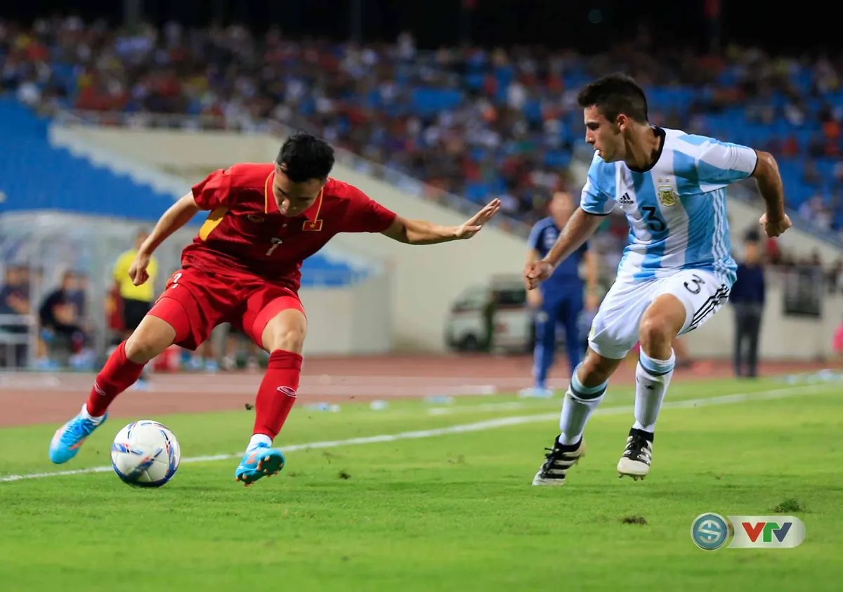 Ảnh: Những khoảnh khắc ấn tượng trong trận giao hữu U22 Việt Nam - U20 Argentina - Ảnh 19. Ảnh: Những khoảnh khắc ấn tượng trong trận giao hữu U22 Việt Nam - U20 Argentina - Ảnh 19.