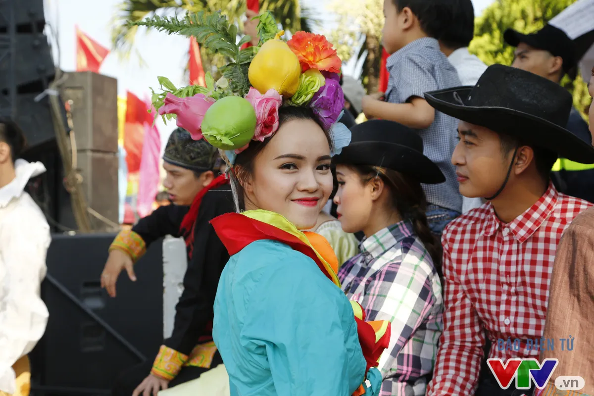 Chiêm ngưỡng nhan sắc những bóng hồng tại Lễ hội cà phê Buôn Ma Thuột 2017 - Ảnh 14.