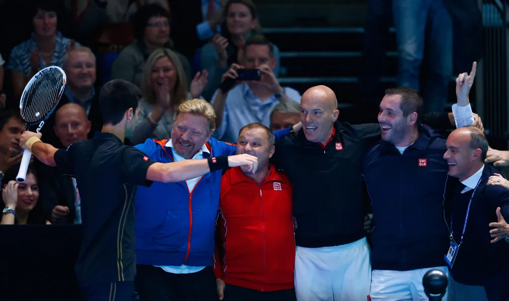 Djokovic sa thải toàn bộ ban huấn luyện - Ảnh 2. Djokovic sa thải toàn bộ ban huấn luyện - Ảnh 2.