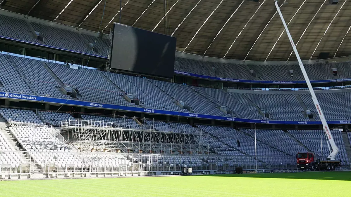 Bayern n&acirc;ng cấp nhẹ SVĐ Allianz Arena trước thềm m&ugrave;a giải mới - Ảnh 1.