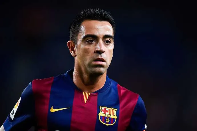 Đội hình thế kỷ của UEFA tạo khẩu chiến lớn trên mạng xã hội - Ảnh 9.