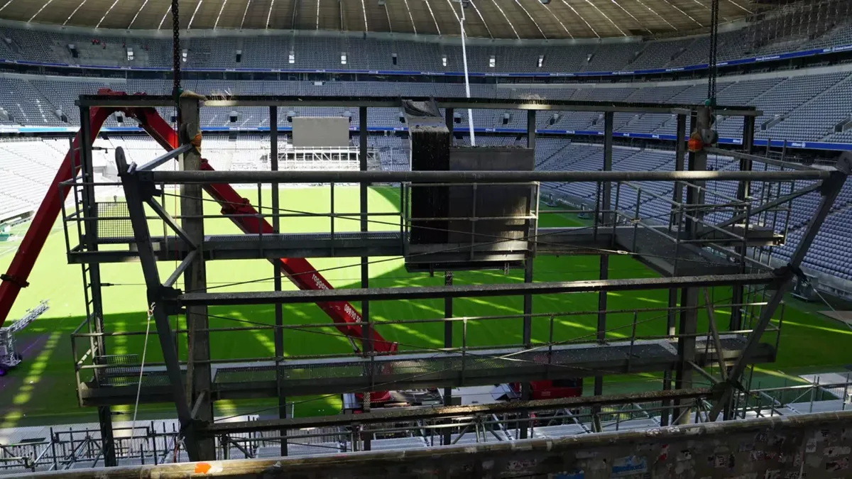 Bayern n&acirc;ng cấp nhẹ SVĐ Allianz Arena trước thềm m&ugrave;a giải mới - Ảnh 6.