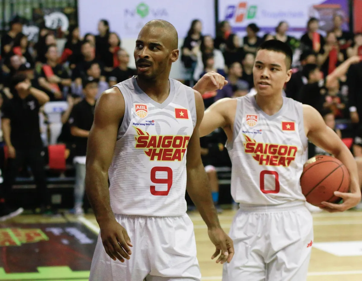 ABL 2017 - 2018: CLB Saigon Heat nhận thất bại trong ngày ra quân - Ảnh 1. ABL 2017 - 2018: CLB Saigon Heat nhận thất bại trong ngày ra quân - Ảnh 1.