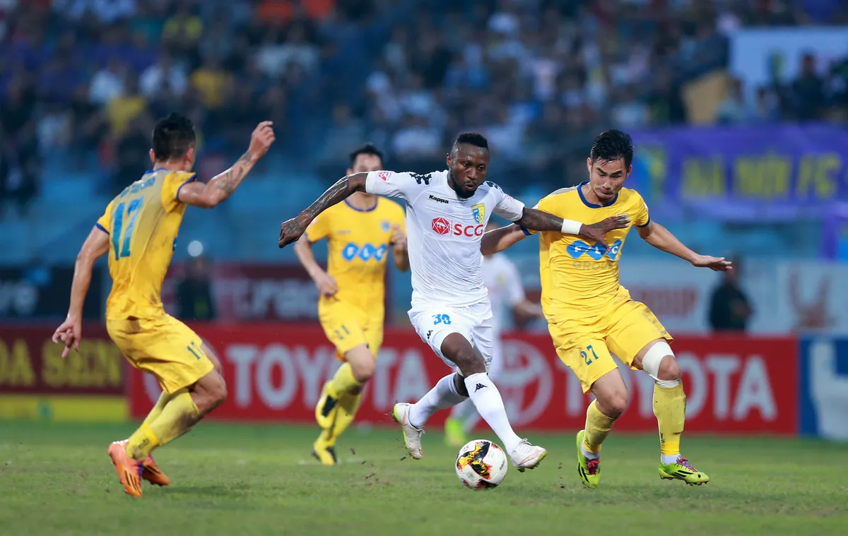 Hoàng Vũ Samson KHÔNG bị treo giò tại V.League - Ảnh 1. Hoàng Vũ Samson KHÔNG bị treo giò tại V.League - Ảnh 1.