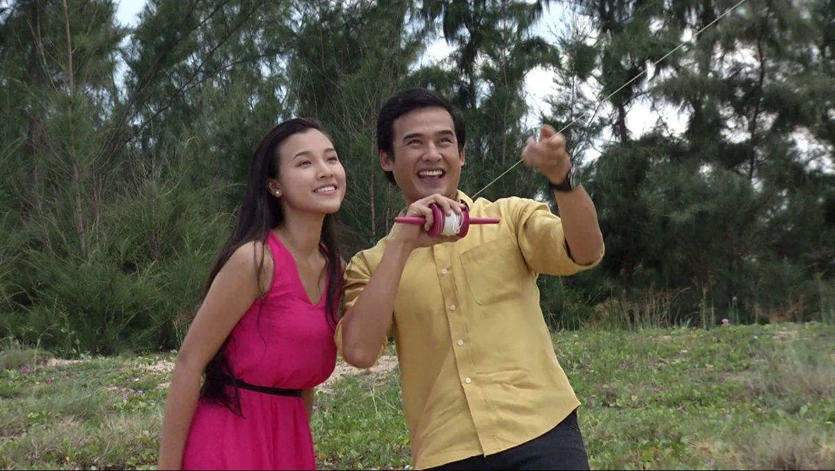 Phim Thảm đỏ - Tập cuối: Tưởng phải đau đớn rời xa nhau m&atilde;i m&atilde;i, cuối c&ugrave;ng Dũng v&agrave; Hằng cũng c&oacute; một c&aacute;i kết đẹp - Ảnh 10.