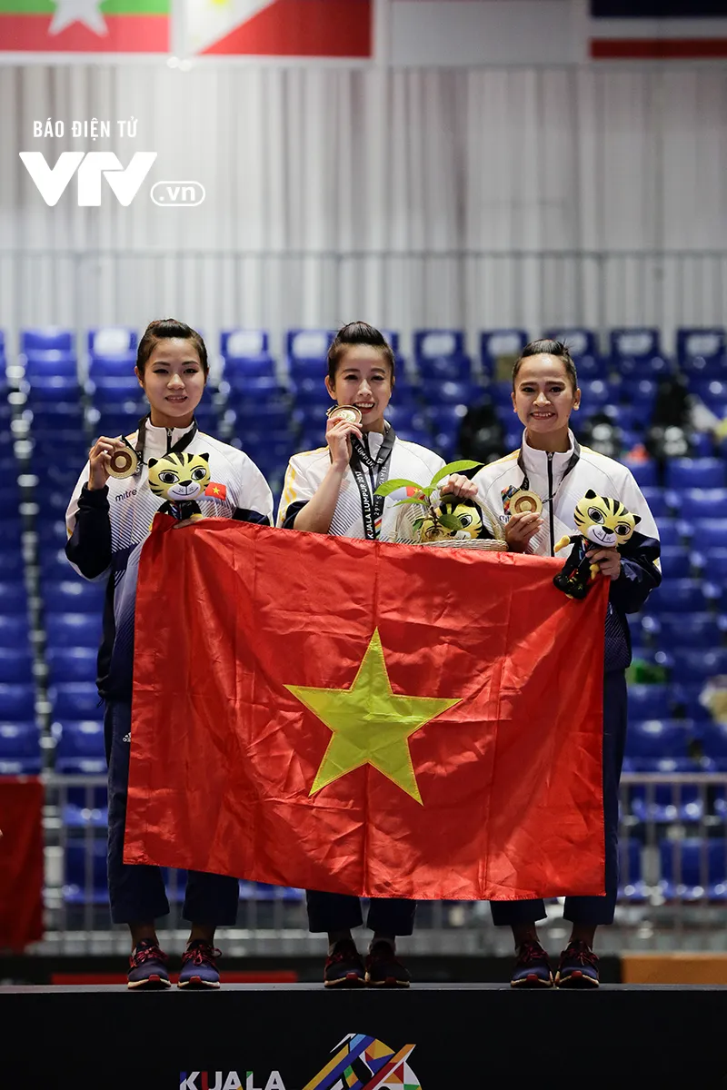 Ấn tượng với 3 cô gái vàng Taekwondo Việt Nam, VIP Malaysia xin chụp ảnh selfie - Ảnh 7. Ấn tượng với 3 cô gái vàng Taekwondo Việt Nam, VIP Malaysia xin chụp ảnh selfie - Ảnh 7.