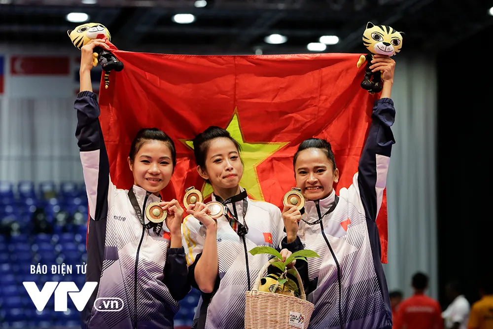 Ấn tượng với 3 cô gái vàng Taekwondo Việt Nam, VIP Malaysia xin chụp ảnh selfie - Ảnh 6. Ấn tượng với 3 cô gái vàng Taekwondo Việt Nam, VIP Malaysia xin chụp ảnh selfie - Ảnh 6.