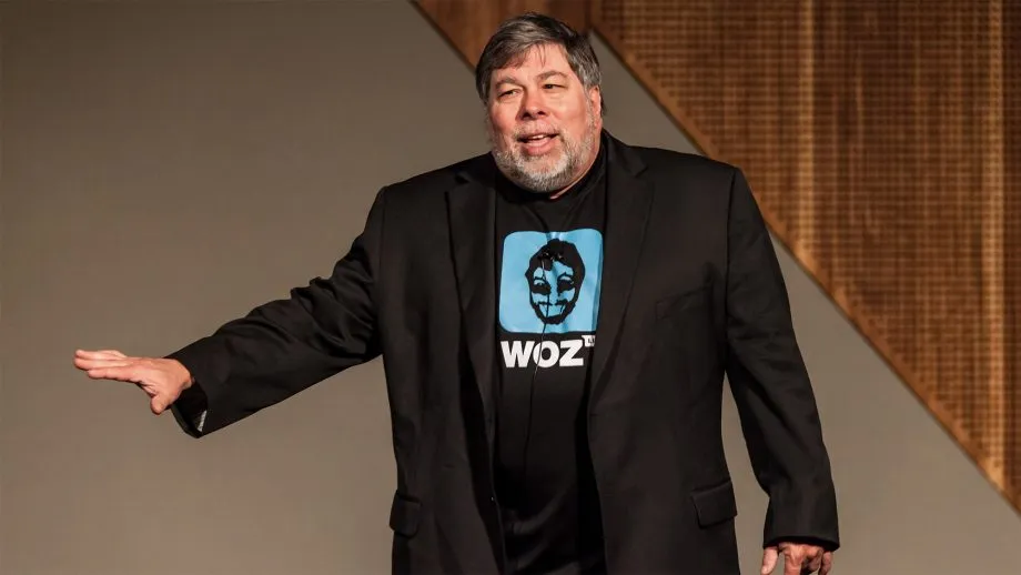 Cựu CEO Apple Steve Wozniak: Người dùng mua iPhone giá cao vì nó xứng đáng - Ảnh 1.