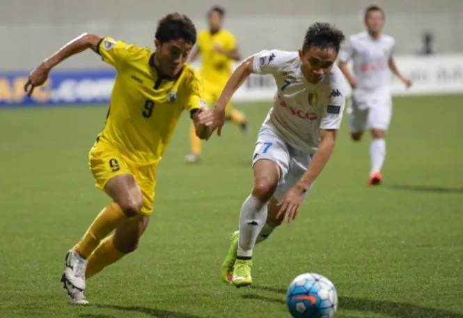 Thắng ngược Tampines Rovers, CLB Hà Nội vươn lên đầu bảng - Ảnh 1. Thắng ngược Tampines Rovers, CLB Hà Nội vươn lên đầu bảng - Ảnh 1.