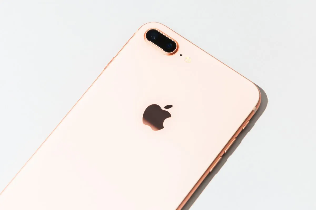 So sánh iPhone 8/8 Plus và iPhone X: Bì phấn với vôi? - Ảnh 14.