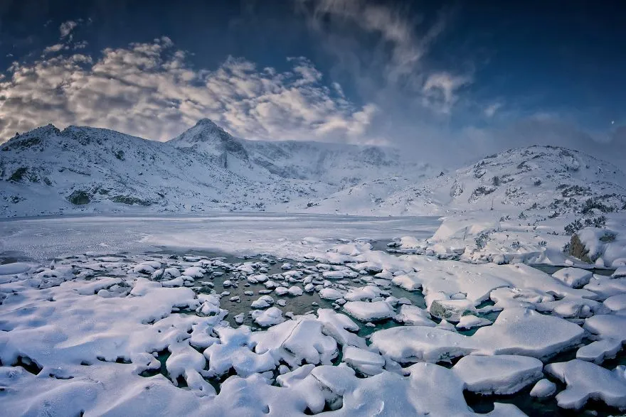 Không chỉ có hoa hồng, Bulgaria còn mê hoặc du khách vì điều này! - Ảnh 12.