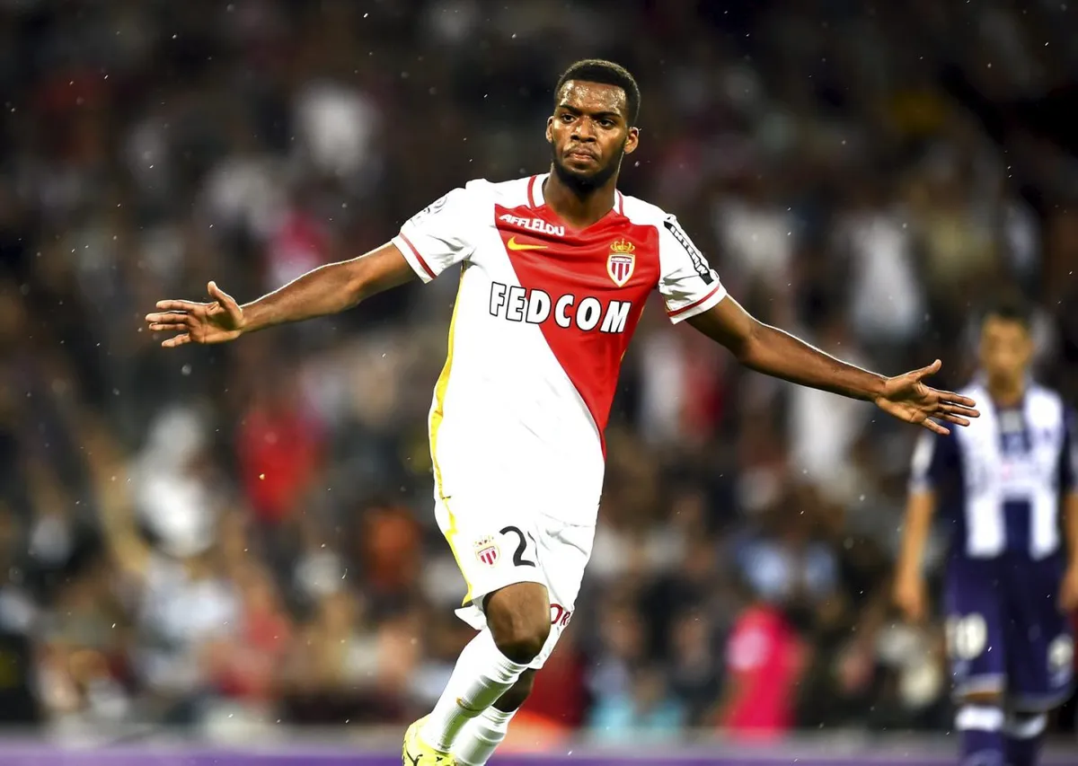 Monaco nhất quyết giữ chân Thomas Lemar