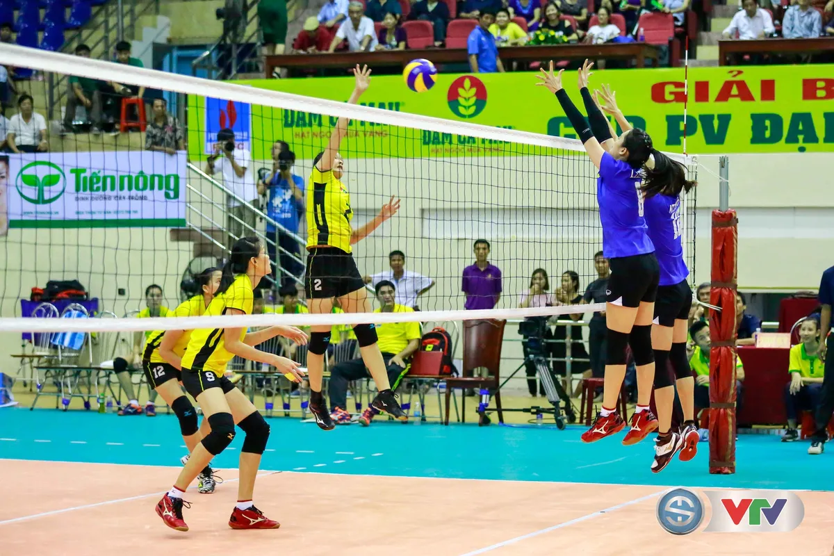 ẢNH: Những hình ảnh ấn tượng trận chung kết nữ giải bóng chuyền Siêu cúp Quốc gia 2017 - Ảnh 4. ẢNH: Những hình ảnh ấn tượng trận chung kết nữ giải bóng chuyền Siêu cúp Quốc gia 2017 - Ảnh 4.