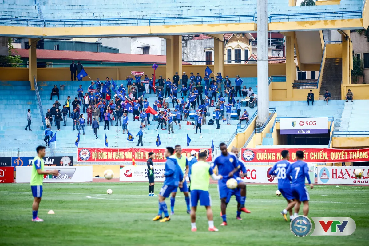 ẢNH: CLB Hà Nội tiến gần tới chức vô địch V.League 2017 - Ảnh 1. ẢNH: CLB Hà Nội tiến gần tới chức vô địch V.League 2017 - Ảnh 1.