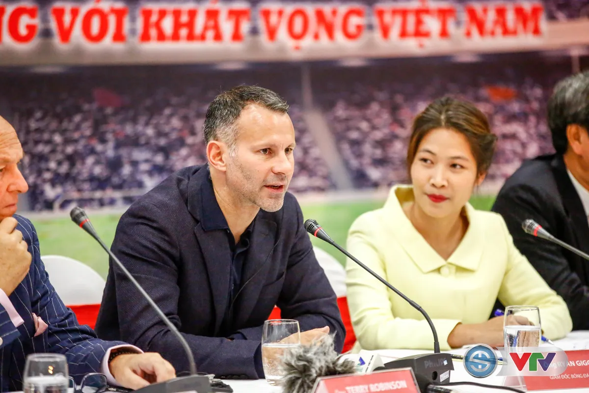 Ryan Giggs chính thức trở thành Giám đốc bóng đá PVF - Ảnh 1. Ryan Giggs chính thức trở thành Giám đốc bóng đá PVF - Ảnh 1.