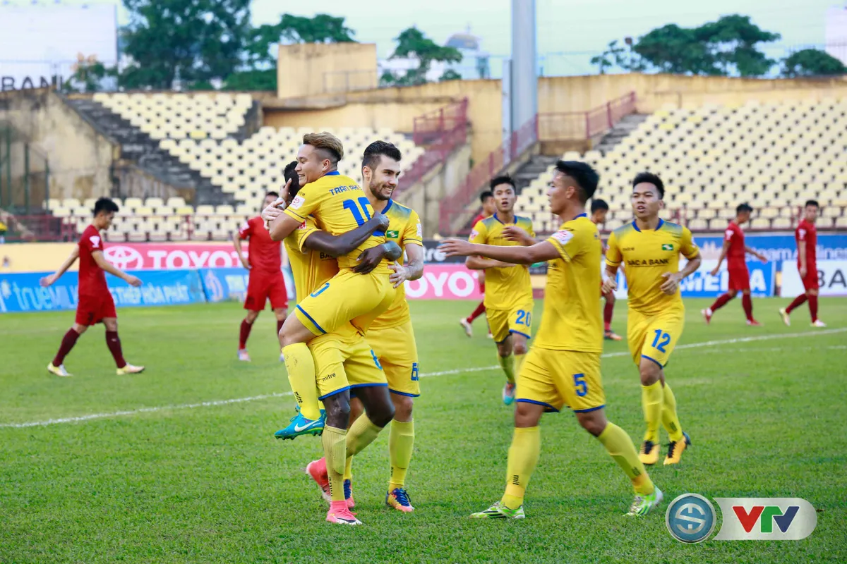 ẢNH: Những khoảnh khắc ấn tượng trận đấu SLNA 2-3 CLB Hải Phòng - Ảnh 7. ẢNH: Những khoảnh khắc ấn tượng trận đấu SLNA 2-3 CLB Hải Phòng - Ảnh 7.