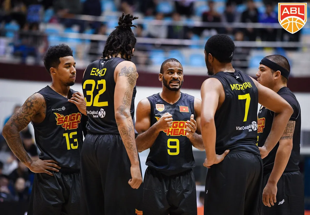 ABL 2017 - 2018: Màn ra mắt hoàn hảo của các tân binh Saigon Heat - Ảnh 1.
